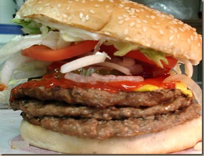 800px-11-01-06_-_Triple_Whopper_With_Cheese