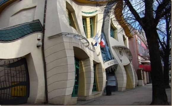 unstable architecture