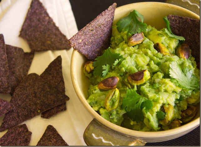Guac-w-pistachios