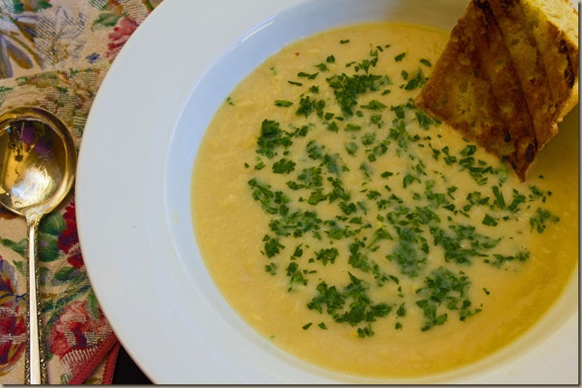 bean-and-Garlic-soup