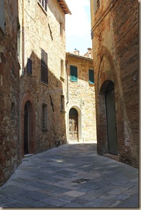 montepulciano-ground